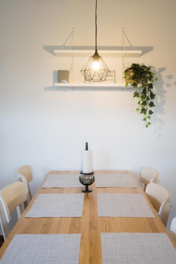 Guesthouse Helluland Thingeyjarsveit ภายนอก รูปภาพ